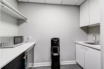 1000 N Milwaukee Avenue #402, Chicago, IL 60642 - Photo 6