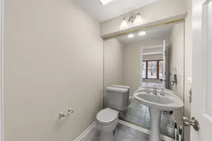 338 Hiawatha Dr, Lake in the Hills, IL 60156 - Photo 16