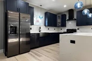 4348 W Thomas St, Chicago, IL 60651 - Photo 6