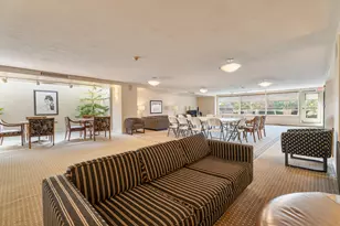 22 Park Ln, Park Ridge, IL 60068 - Photo 8