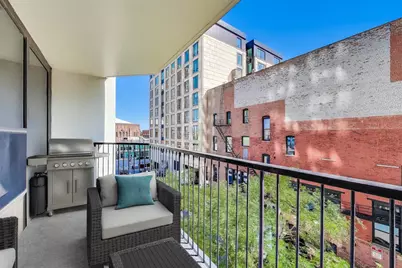 1560 N Sandburg Terrace #510, Chicago, IL 60610 - Photo 26