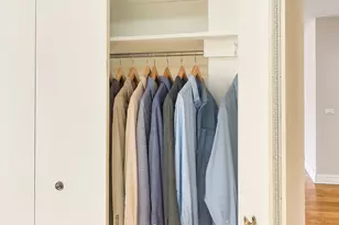 1560 N Sandburg Terrace, Chicago, IL 60610 - Photo 18