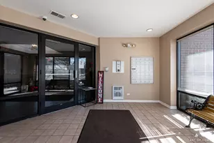 805 Leicester Rd, Elk Grove Village, IL 60007 - Photo 2