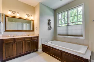 [Address not provided], Winnetka, IL 60093 - Photo 16