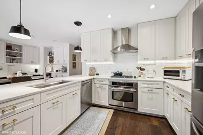 160 E Illinois Street #1102, Chicago, IL 60611 - Photo 8