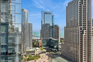 160 E Illinois St, Chicago, IL 60611 - Photo 20