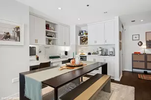 160 E Illinois St, Chicago, IL 60611 - Photo 10