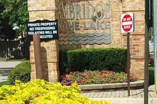 200 Lake Blvd, Buffalo Grove, IL 60089 - Photo 2