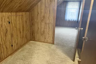 400 W Erie St, Spring Valley, IL 61362 - Photo 18