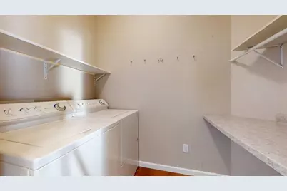 911 E Barker Street, Tuscola, IL 61953 - Photo 28