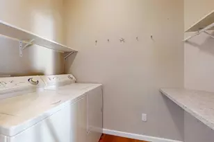 911 E Barker St, Tuscola, IL 61953 - Photo 28