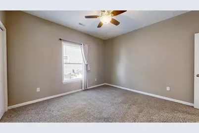 911 E Barker Street, Tuscola, IL 61953 - Photo 20