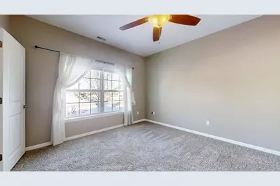 911 E Barker Street, Tuscola, IL 61953 - Photo 26