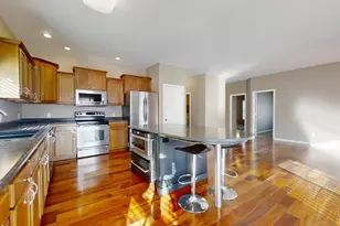 911 E Barker St, Tuscola, IL 61953 - Photo 10