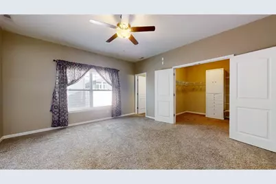 911 E Barker Street, Tuscola, IL 61953 - Photo 14