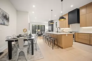 4353 N Richmond Ave, Chicago, IL 60618 - Photo 12