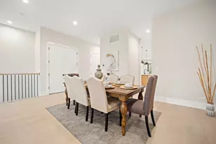 4353 N Richmond Ave, Chicago, IL 60618 - Photo 8