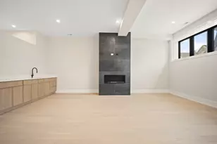 4353 N Richmond Ave, Chicago, IL 60618 - Photo 24