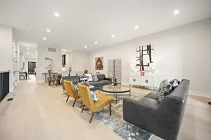 4353 N Richmond Ave, Chicago, IL 60618 - Photo 2