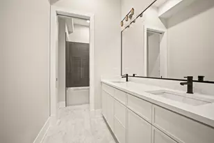 4353 N Richmond Ave, Chicago, IL 60618 - Photo 36