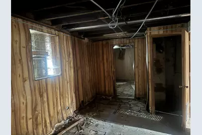 10742 S Indiana Avenue, Chicago, IL 60628 - Photo 12