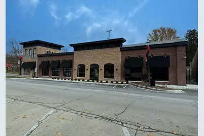 110 N River Street, East Dundee, IL 60118 - Photo 2