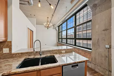 3963 W Belmont Avenue #310, Chicago, IL 60618 - Photo 12
