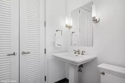401 N Wabash Avenue #76E, Chicago, IL 60611 - Photo 10