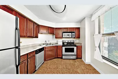 1715 Chicago Avenue #716N, Evanston, IL 60201 - Photo 2