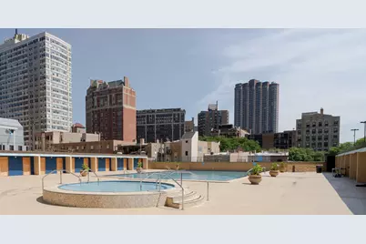 655 W Irving Park Road #5202, Chicago, IL 60613 - Photo 14