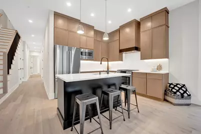4353 N Richmond Avenue #2S, Chicago, IL 60618 - Photo 8
