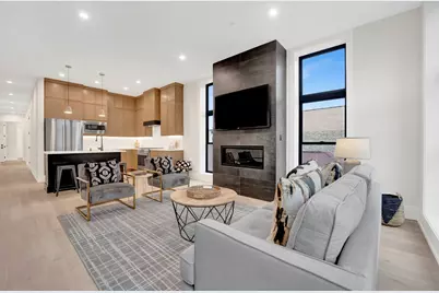 4353 N Richmond Avenue #2S, Chicago, IL 60618 - Photo 6