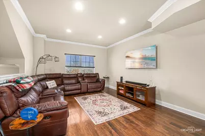 337 Lakeshore Drive, Oswego, IL 60543 - Photo 4