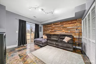 337 Lakeshore Dr, Oswego, IL 60543 - Photo 10