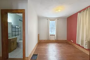 1440 S Chicago Ave, Freeport, IL 61032 - Photo 8