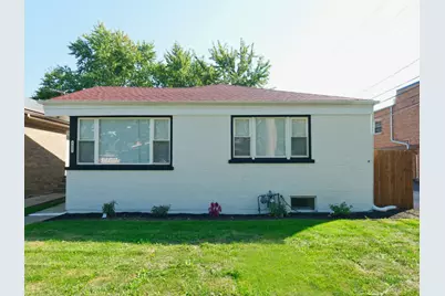 8415 Trumbull Avenue, Skokie, IL 60076 - Photo 1