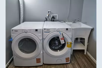 8415 Trumbull Avenue, Skokie, IL 60076 - Photo 28