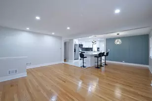 8415 Trumbull Ave, Skokie, IL 60076 - Photo 2