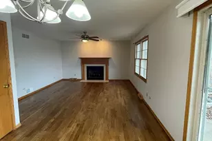 304 Brynn Dr, Manhattan, IL 60442 - Photo 8