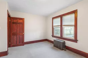 634 13th St, Rockford, IL 61104 - Photo 28
