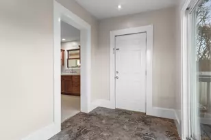 634 13th St, Rockford, IL 61104 - Photo 24