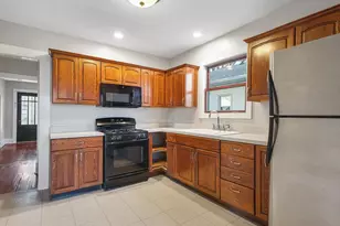 634 13th St, Rockford, IL 61104 - Photo 20