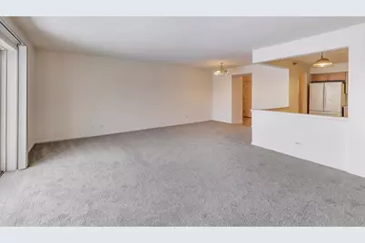 7021 W Touhy Avenue #509, Niles, IL 60714 - Photo 6