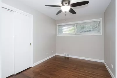 9128 Birch Avenue, Morton Grove, IL 60053 - Photo 10