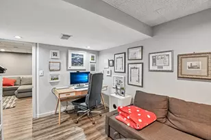 606 Paddock Ln, Libertyville, IL 60048 - Photo 40