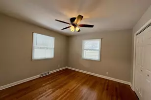 746 N Glenwood Pl, Aurora, IL 60506 - Photo 10