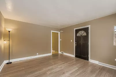 208 Blackstone Street, Thornton, IL 60476 - Photo 18