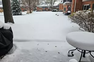 603 E Falcon Dr, Arlington Heights, IL 60005 - Photo 18