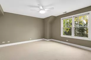 639 S Thurlow St, Hinsdale, IL 60521 - Photo 20