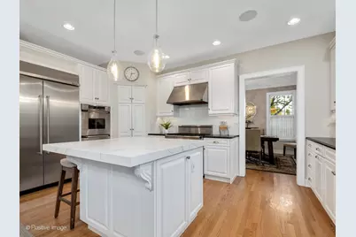 639 S Thurlow Street, Hinsdale, IL 60521 - Photo 8